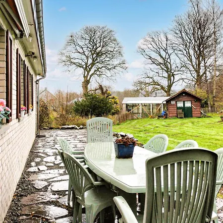 3 Bedroom Cozy In Ottre