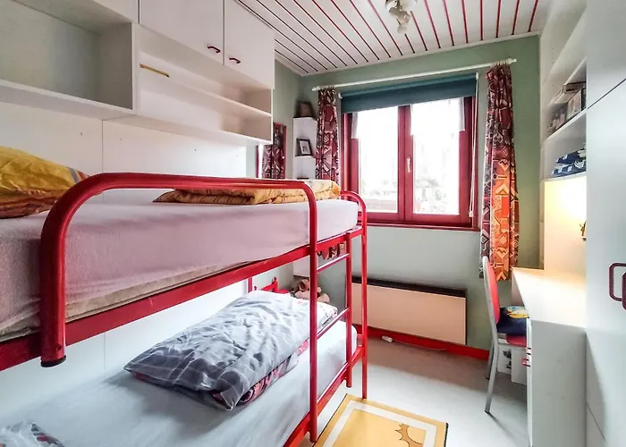 Holiday home 3 Bedroom Cozy In